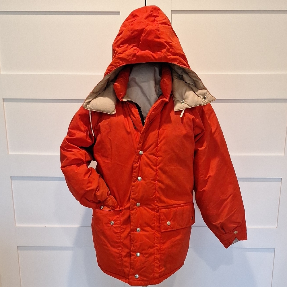Vintage REI Mens Red and Tan Down Filled Expedition Parka with Detachable Hood